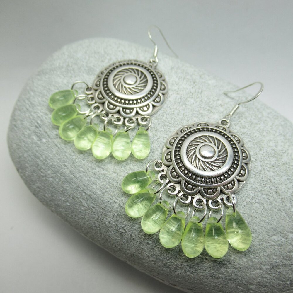 UG drop bead dangle earrings - Picture 9 of 9